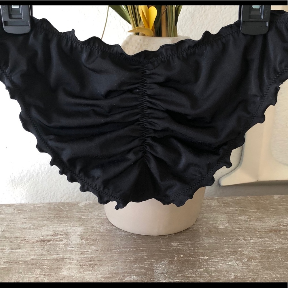 Victoria’s Secret bikini bottom